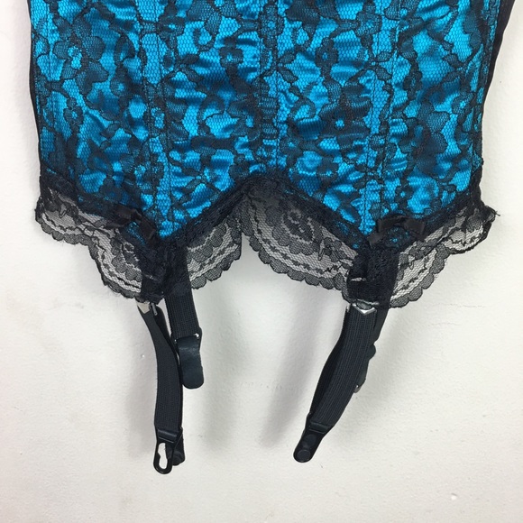 Vintage blue lace corset lingerie w/garter straps - Picture 6 of 12